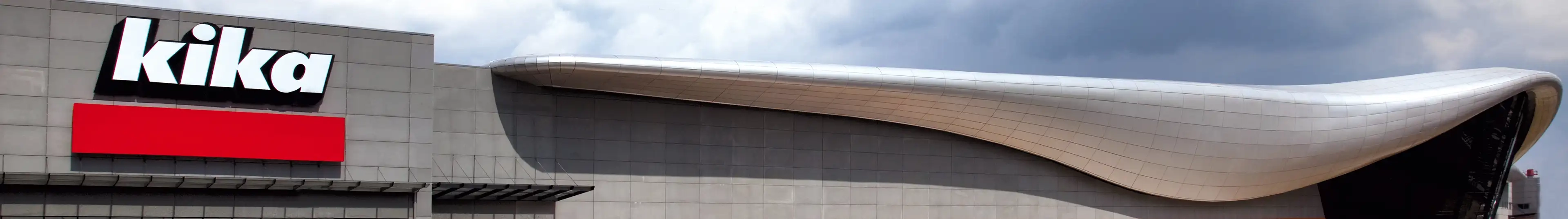Ansicht des Gebäudes Oz Einkaufszentrum in Krasnodar, Russia