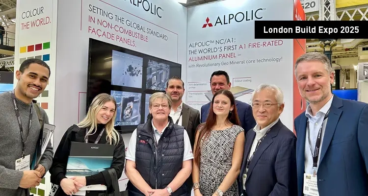 Ansicht des Messestandes von ALPOLIC™ auf der London Build Expo 2025